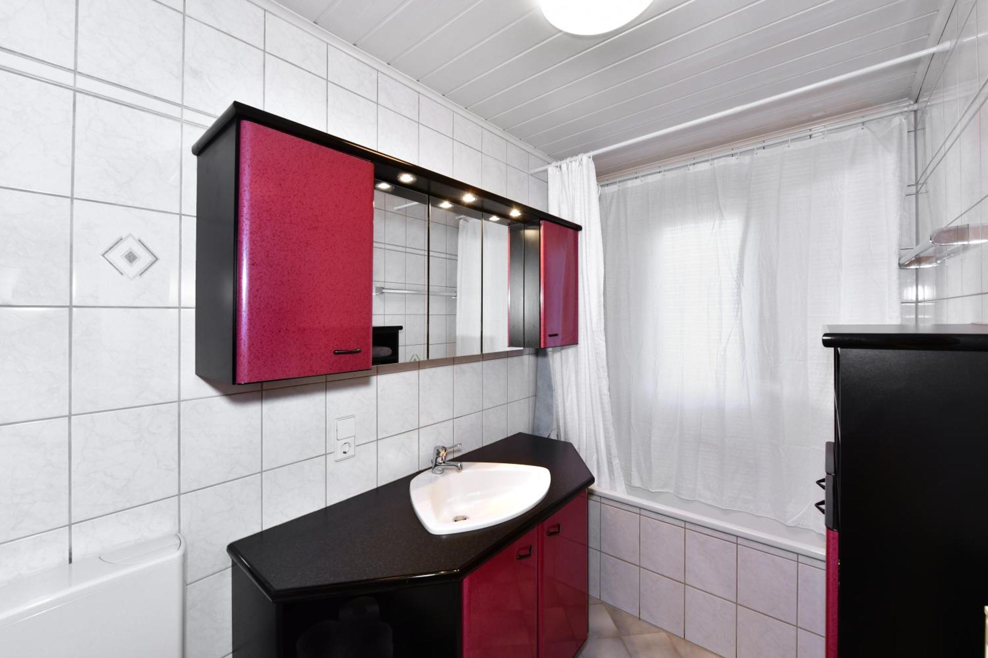 Gaestehaus In Schopfheim, 20 Km Zur Schweiz-Basel, Direkte S-Bahnverbindung Buitenkant foto