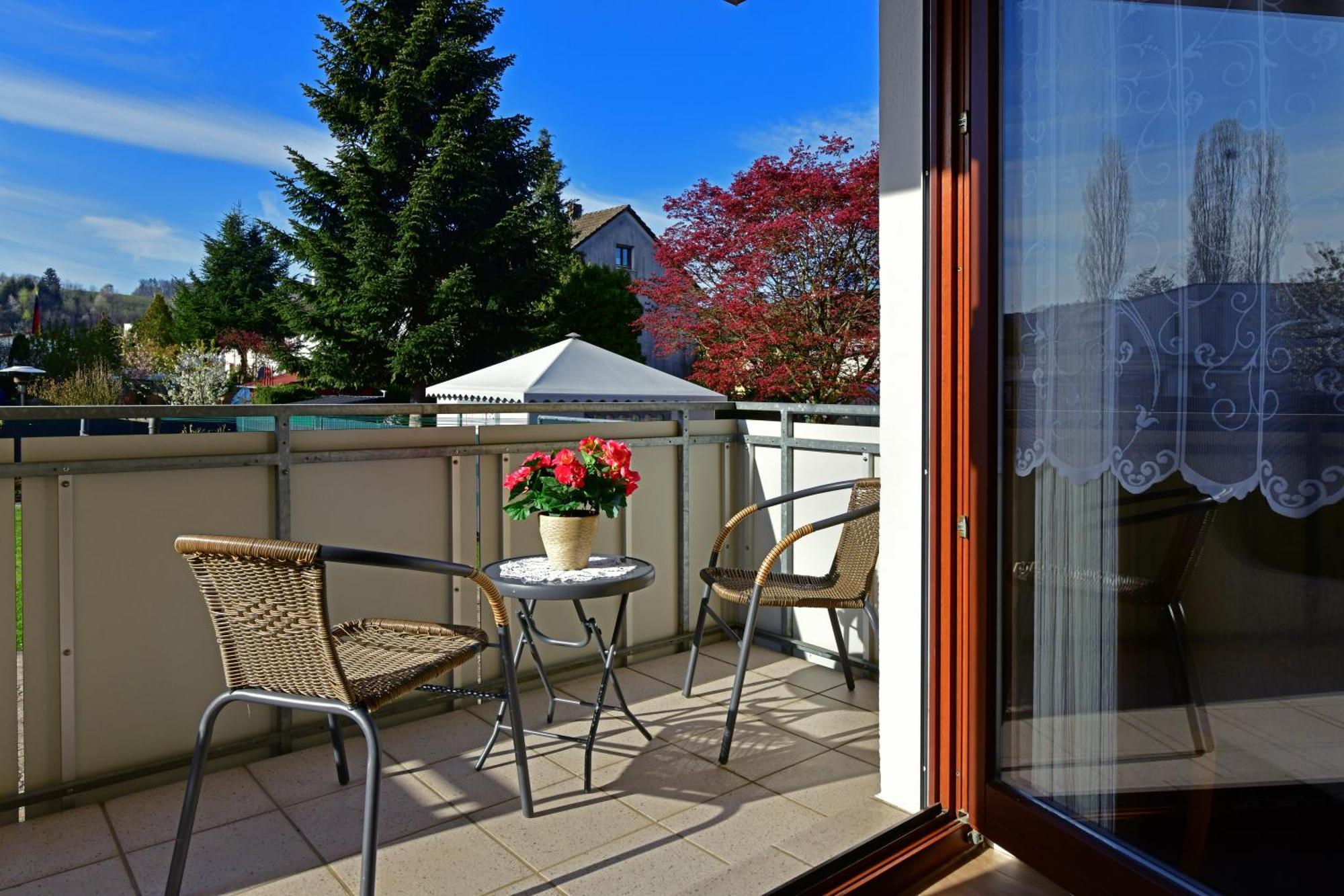 Gaestehaus In Schopfheim, 20 Km Zur Schweiz-Basel, Direkte S-Bahnverbindung Buitenkant foto